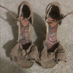 Corduroy Heels with Bow